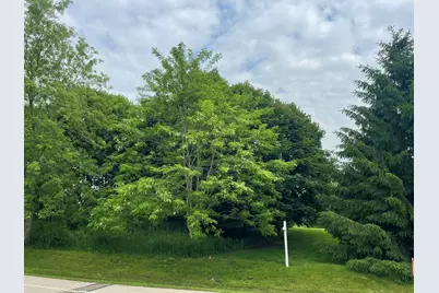 Lt2  Ulao Pkwy, Grafton, WI 53024 - Photo 1