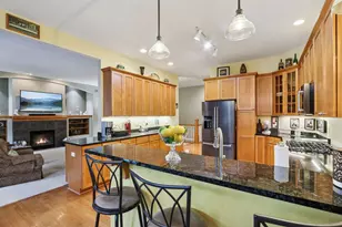 515 Wynnewood Ct, Waukesha, WI 53188 - Photo 20