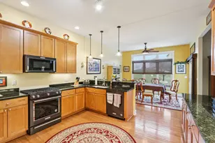 515 Wynnewood Ct, Waukesha, WI 53188 - Photo 16