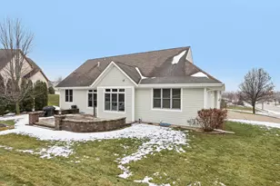 515 Wynnewood Ct, Waukesha, WI 53188 - Photo 6