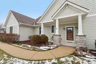 515 Wynnewood Ct, Waukesha, WI 53188 - Photo 8