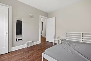 1220 N Wisconsin St, Racine, WI 53402 - Photo 8