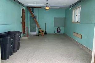 123 Riverview Dr, Racine, WI 53185 - Photo 12