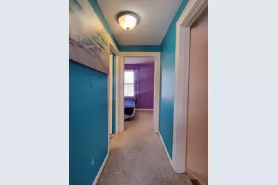 2135 S 74th St, West Allis, WI 53219 - Photo 14