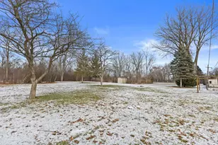 4740 St Regis Dr, Racine, WI 53403 - Photo 28