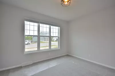 641  Standing Stone Dr, Waukesha, WI 53189 - Photo 4