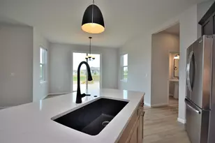 641 Standing Stone Dr, Waukesha, WI 53189 - Photo 12
