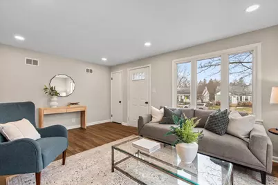 305 S Silverbrook Dr, West Bend, WI 53095 - Photo 6