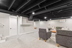 305 S Silverbrook Dr, West Bend, WI 53095 - Photo 30