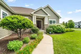 7208 W River Birch Dr, Mequon, WI 53092 - Photo 32