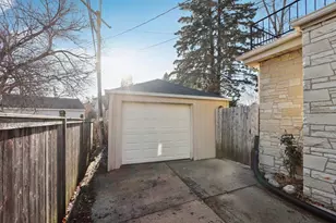 4421 W Ohio Ave, Greenfield, WI 53219 - Photo 40