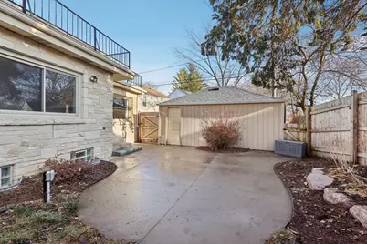 4421 W Ohio Ave, Greenfield, WI 53219 - Photo 38