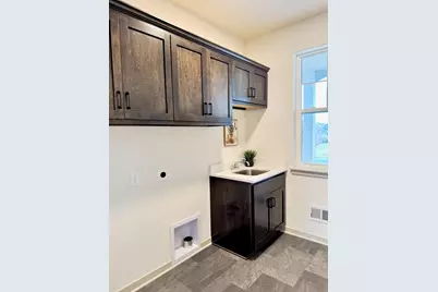 S54W25487  Pebble Brook Ct, Waukesha, WI 53189 - Photo 36