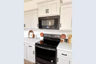 S54W25487  Pebble Brook Ct, Waukesha, WI 53189 - Photo 58