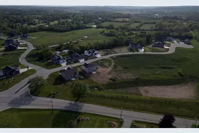 S54W25487  Pebble Brook Ct, Waukesha, WI 53189 - Photo 22