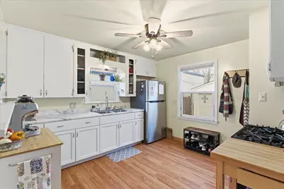 2122  27th St, Kenosha, WI 53140 - Photo 10