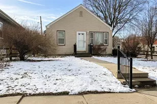 2201 S 73rd St, West Allis, WI 53219 - Photo 1