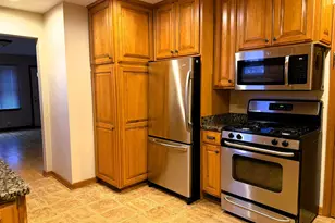 2201 S 73rd St, West Allis, WI 53219 - Photo 6