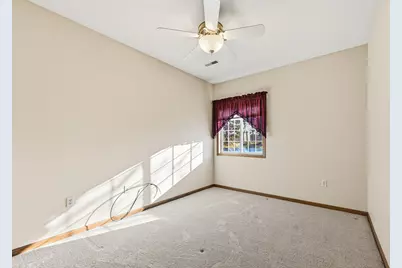 14824 W Arrowhead Ln, New Berlin, WI 53151 - Photo 20