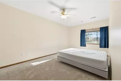 14824 W Arrowhead Ln, New Berlin, WI 53151 - Photo 16