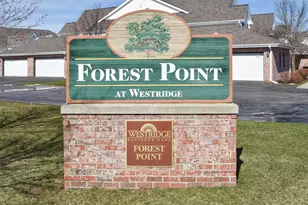 14824 W Arrowhead Ln, New Berlin, WI 53151 - Photo 2