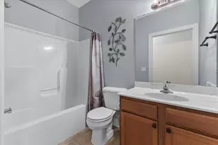 W206N16743 Blackberry Cir, Jackson, WI 53037 - Photo 26