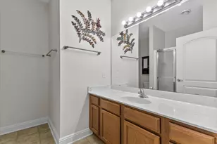 W206N16743 Blackberry Cir, Jackson, WI 53037 - Photo 24