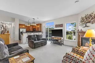 W206N16743 Blackberry Cir, Jackson, WI 53037 - Photo 8