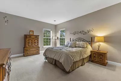 W206N16743  Blackberry Cir #1628, Jackson, WI 53037 - Photo 10