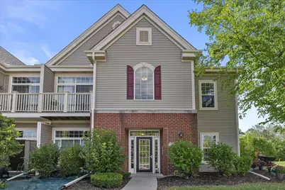 W206N16743  Blackberry Cir #1628, Jackson, WI 53037 - Photo 14