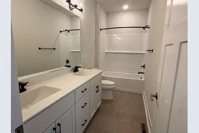 528  Kiddle Ln, Racine, WI 53182 - Photo 12