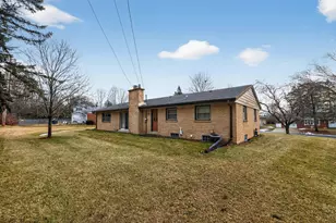 N90W18248 Lambs Ln, Menomonee Falls, WI 53051 - Photo 20