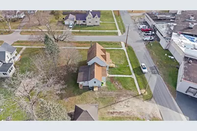 144  Seymour St, Sharon, WI 53585 - Photo 38