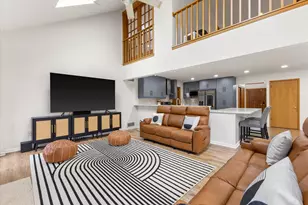 4105 S Avon Dr, New Berlin, WI 53151 - Photo 18