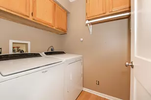 10600 S Shepard Ave, Oak Creek, WI 53154 - Photo 16