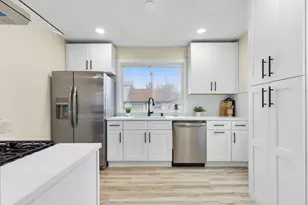 4308 N 65th St, Milwaukee, WI 53216 - Photo 10