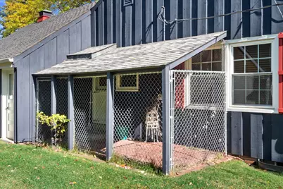 1031 W Bender Rd, Glendale, WI 53217 - Photo 32