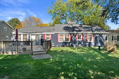 1031 W Bender Rd, Glendale, WI 53217 - Photo 34