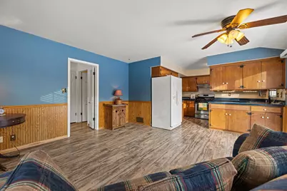 1031 W Bender Rd, Glendale, WI 53217 - Photo 20