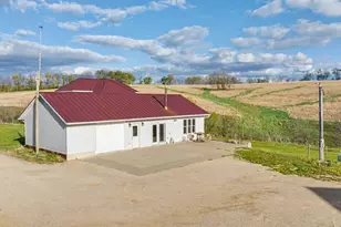E8527 Nelson Rd, Kickapoo, WI 54652 - Photo 14