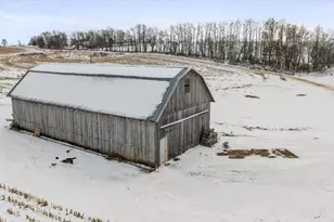 E8527 Nelson Rd, Kickapoo, WI 54652 - Photo 38