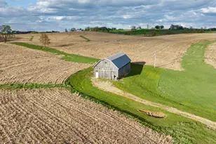 E8527 Nelson Rd, Kickapoo, WI 54652 - Photo 6