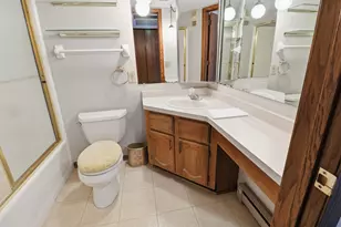 W177N9766 Riversbend Circle, Germantown, WI 53022 - Photo 24