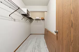 W177N9766 Riversbend Circle, Germantown, WI 53022 - Photo 26