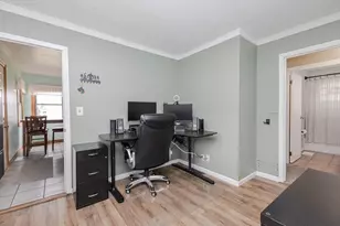 7166 S 37th Pl, Franklin, WI 53132 - Photo 14