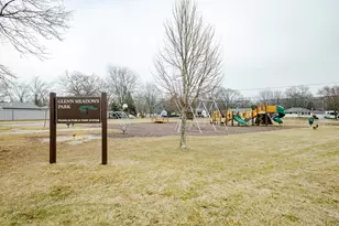 7166 S 37th Pl, Franklin, WI 53132 - Photo 34