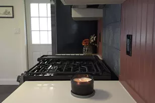 3860 S 39th St, Greenfield, WI 53221 - Photo 14