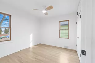3860 S 39th St, Greenfield, WI 53221 - Photo 36