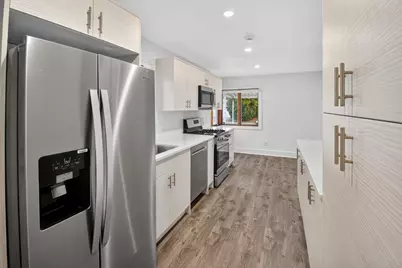 1214  Illinois St, Racine, WI 53405 - Photo 12