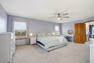 900 E Randy Rd, Oak Creek, WI 53154 - Photo 24